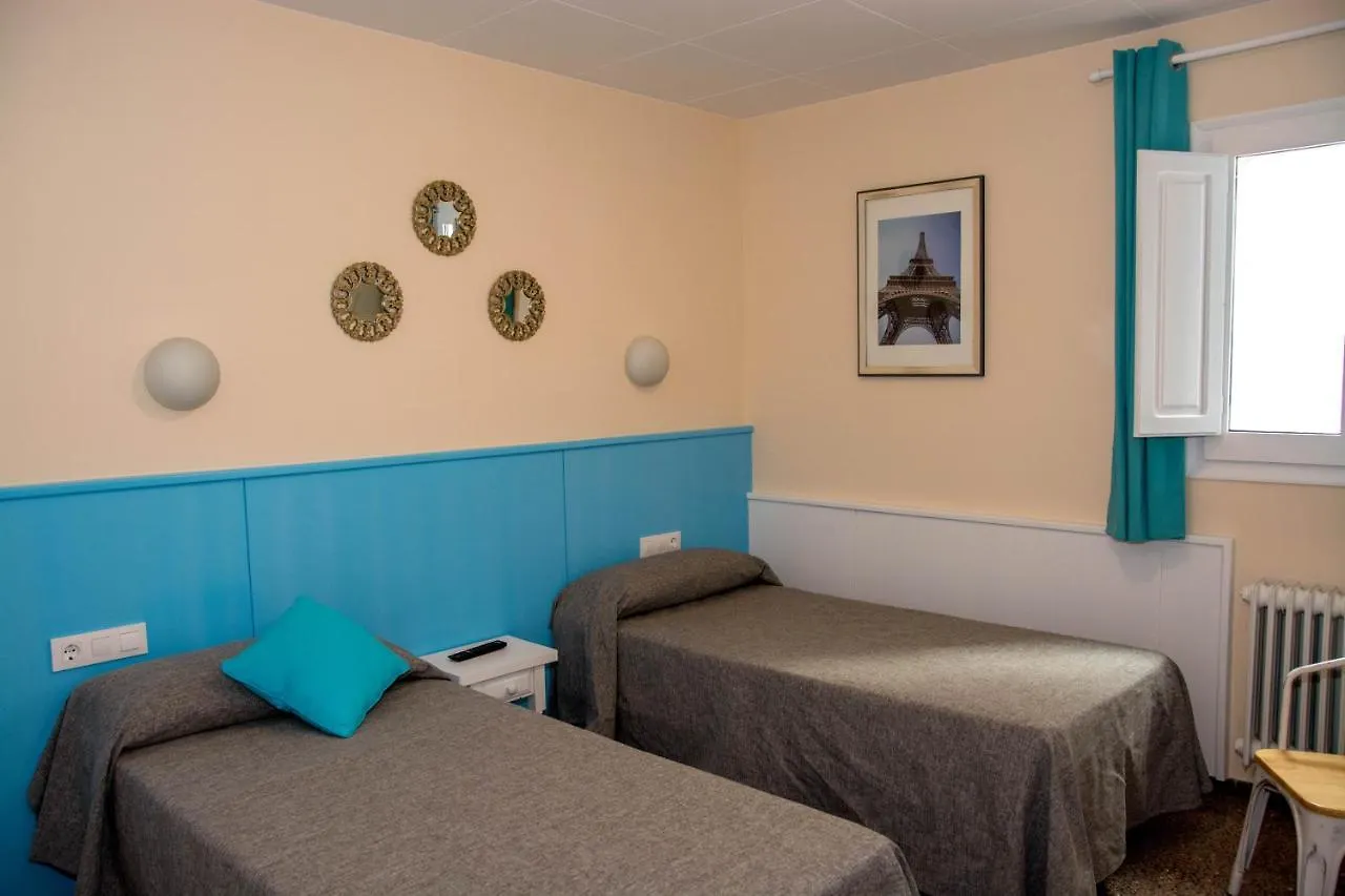 Hostal Emporda Castello  D'Empuries Affittacamere
